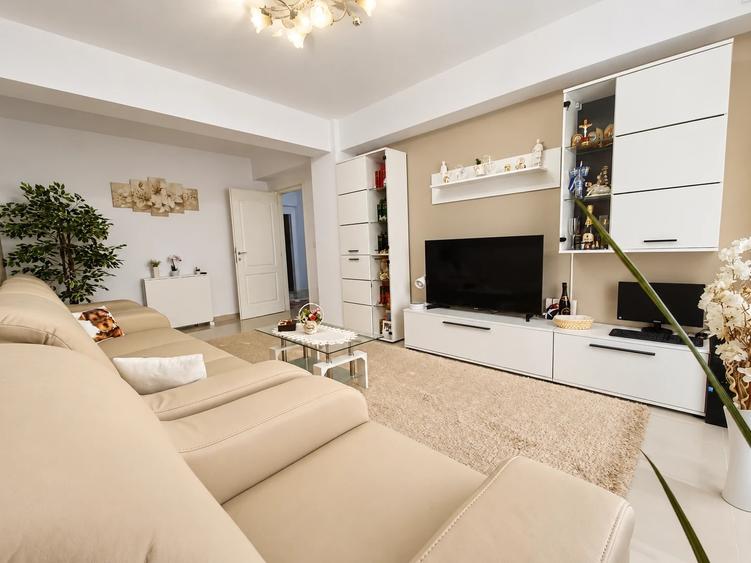 Apartament cu 2 camere decomandat, mobilat în Valea Lupului