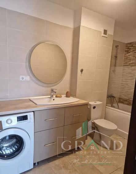 Apartament cu 3 camere decomandat, mobilat în Dâmbul Rotund