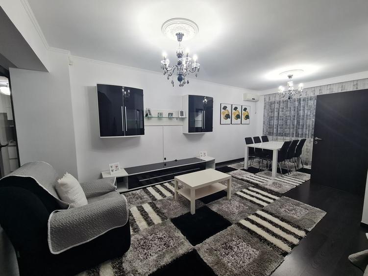 Apartament cu 4 camere decomandat în Herăstrău