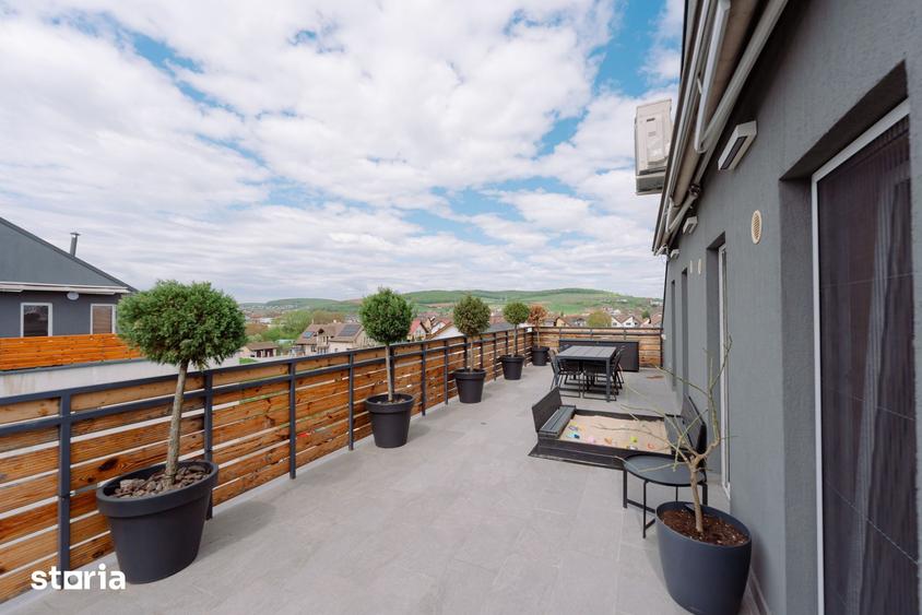 Apartament cu 4 camere în Unirii