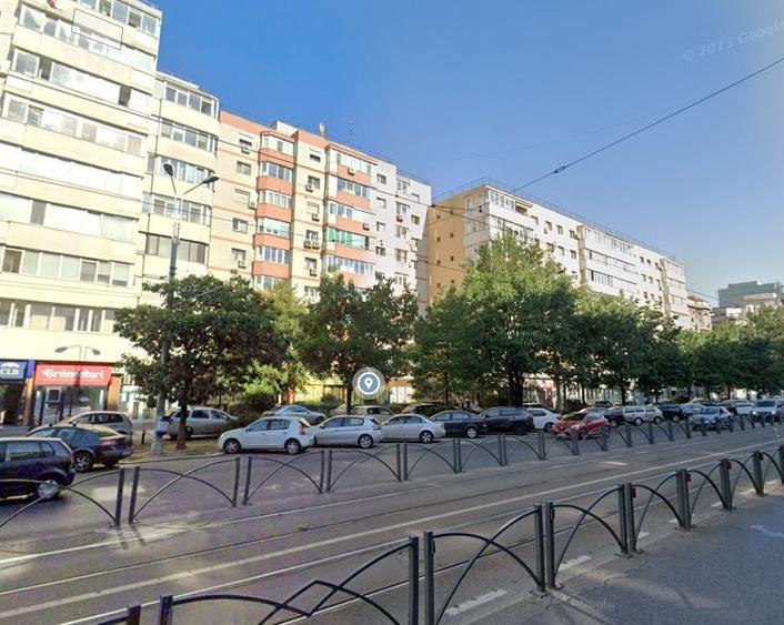 Spațiu comercial, de 80 mp, în Moșilor