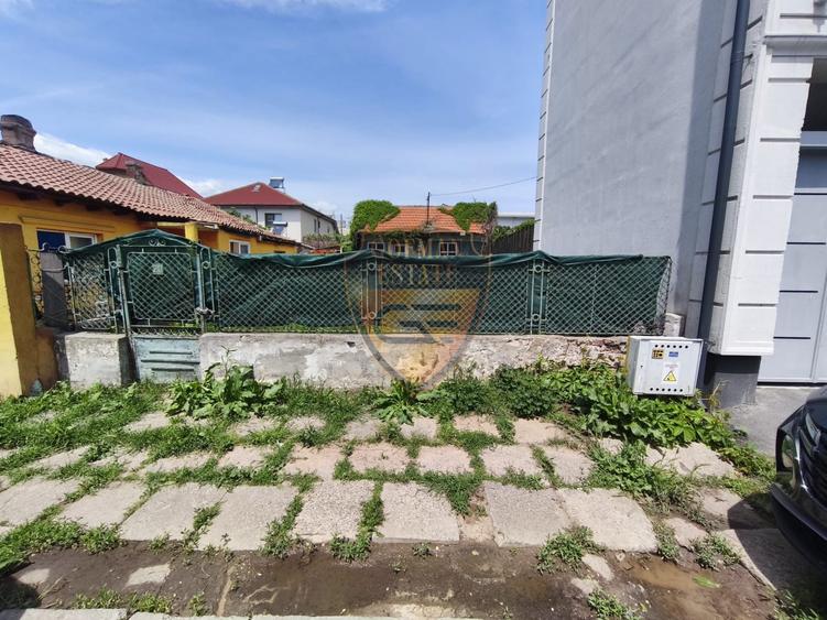 Casă individuală cu 2 camere cu Canalizare în Inel II