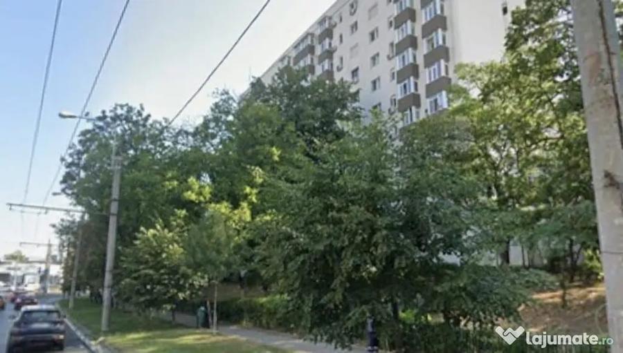 Apartament cu 2 camere decomandat în Valea Oltului