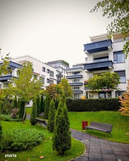 Apartament cu 4 camere în Lacul Tei