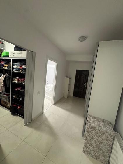 Apartament cu 2 camere nedecomandat în Apărătorii Patriei