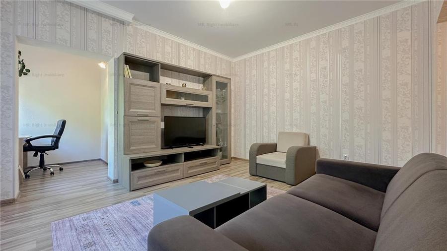 Apartament cu 2 camere decomandat, mobilat în Central