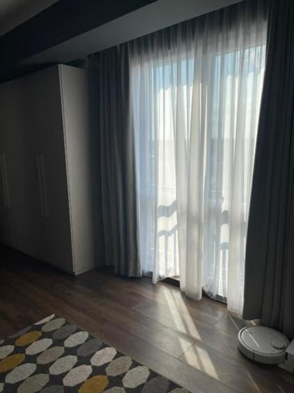 Apartament cu 2 camere semidecomandat, mobilat în Străulești