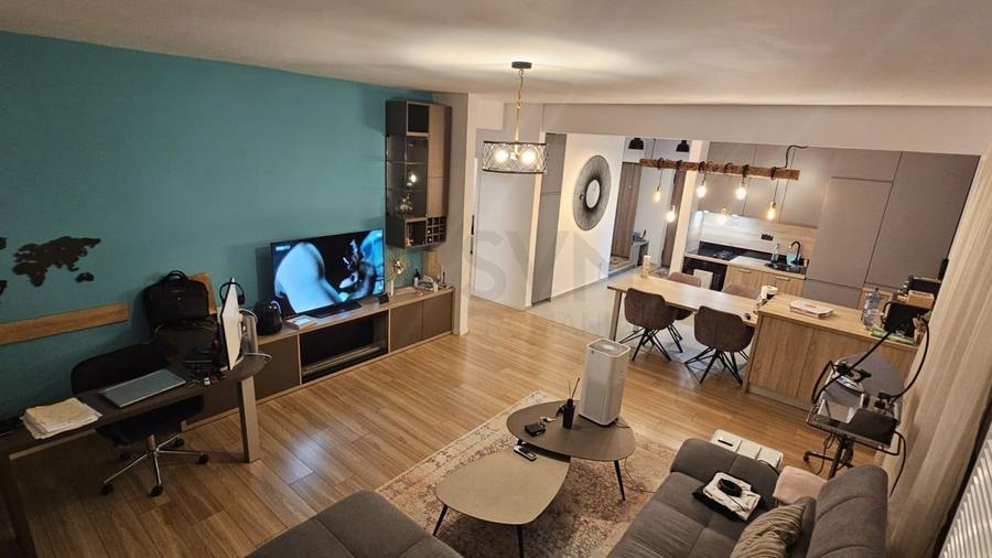 Apartament cu 3 camere decomandat, mobilat în Pipera