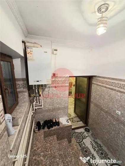 Casă cu 6 camere cu Teren 144 Mp în Casa de Cultură