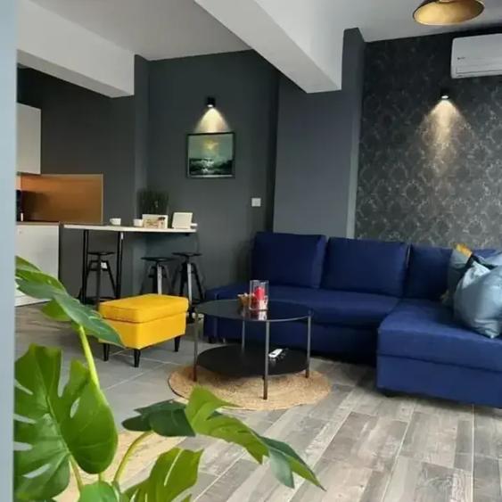 Apartament cu 2 camere decomandat în Titan