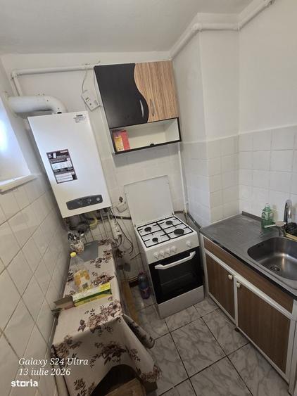 Apartament cu 2 camere decomandat în Trivale