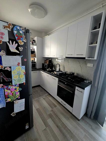 Apartament cu 3 camere decomandat în Sântandrei