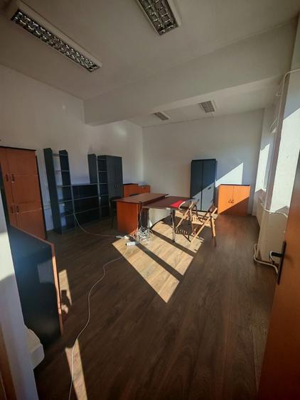 Birou, de 80 mp, în Uzina 2