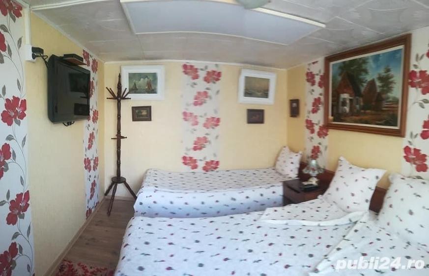 Casă cu 11 camere cu Teren 2200 Mp în Crișan