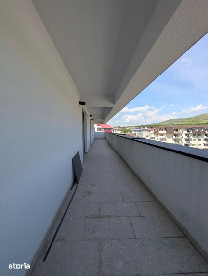 Apartament cu 4 camere, mobilat în Florești