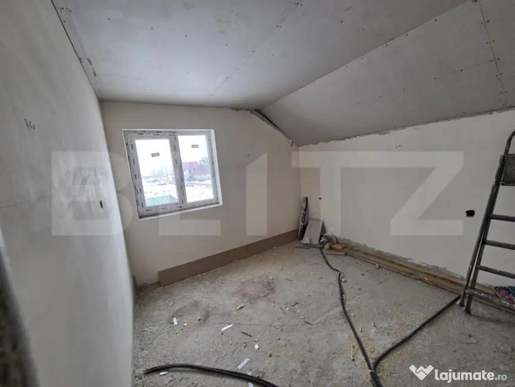 Casă cu 4 camere cu Teren 500 Mp în Gilău