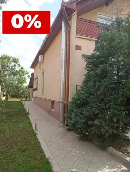Casă cu 6 camere cu Canalizare în Nădlac