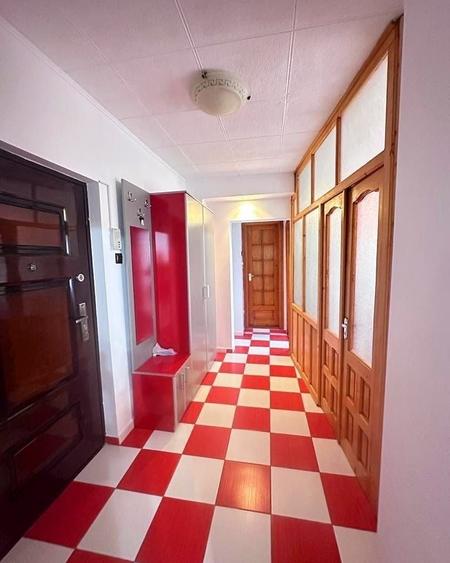 Apartament cu 2 camere decomandat în Vitan