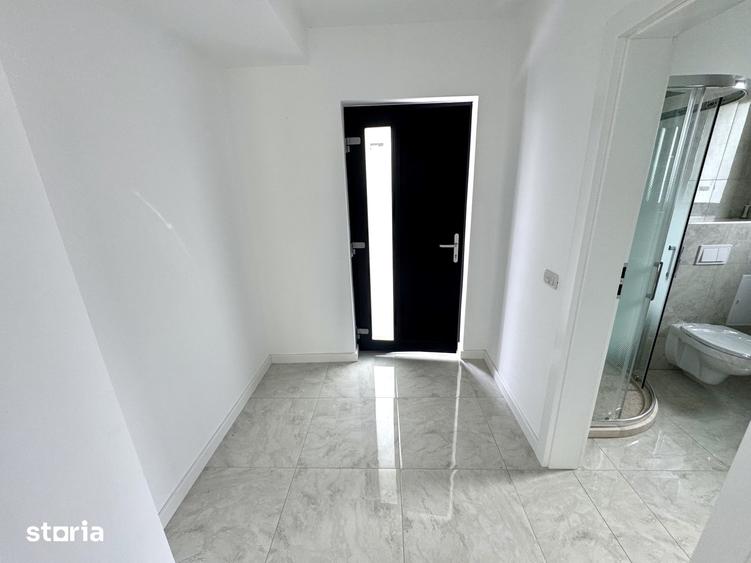 Casă cu 4 camere cu Teren 600 Mp în Bucium
