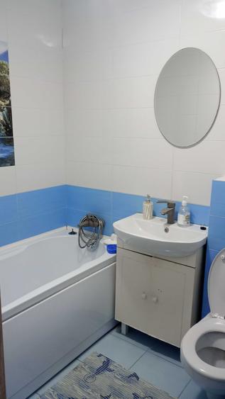 Apartament cu 4 camere în Micro 5