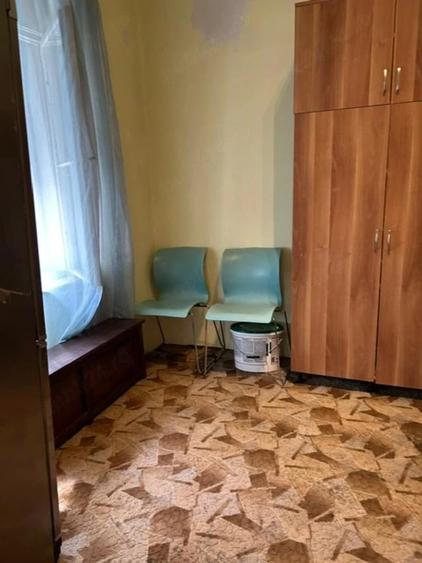 Apartament cu 5 camere decomandat în Decebal