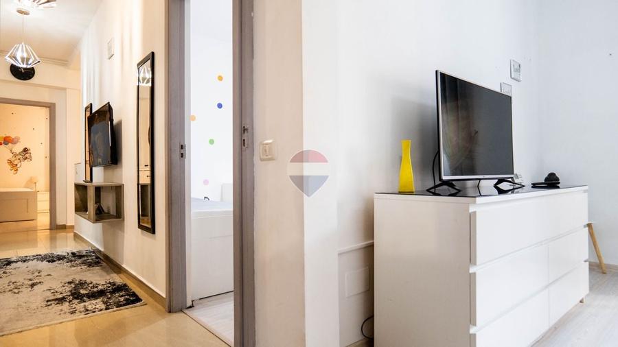 Apartament cu 3 camere decomandat, mobilat în Dobroești