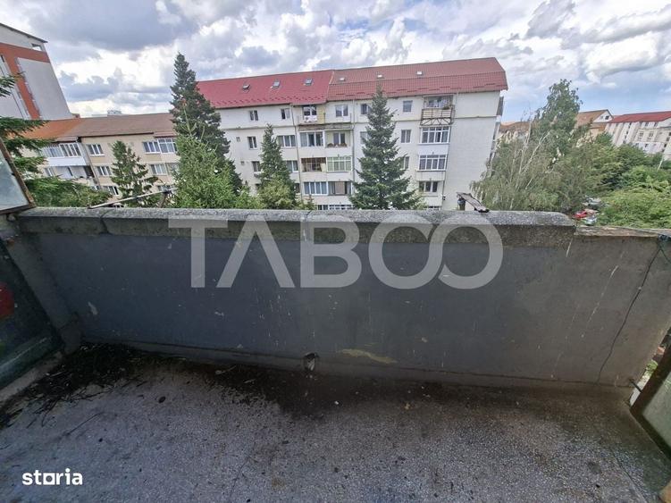 Apartament cu 2 camere semidecomandat în Cedonia