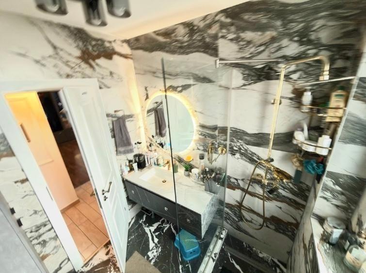 Apartament cu 4 camere decomandat, mobilat în Grădina Icoanei