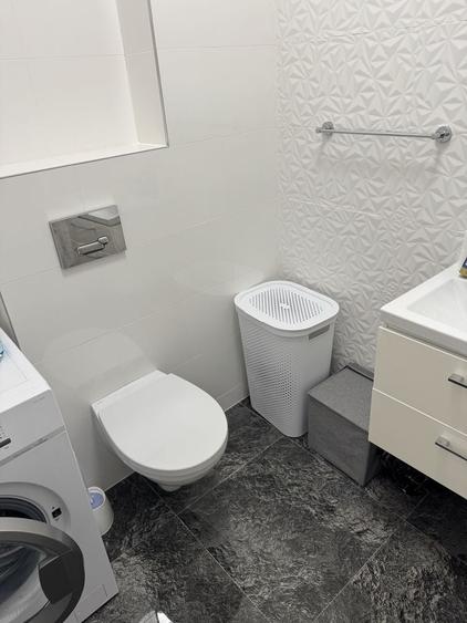 Apartament cu 2 camere decomandat în Bucium