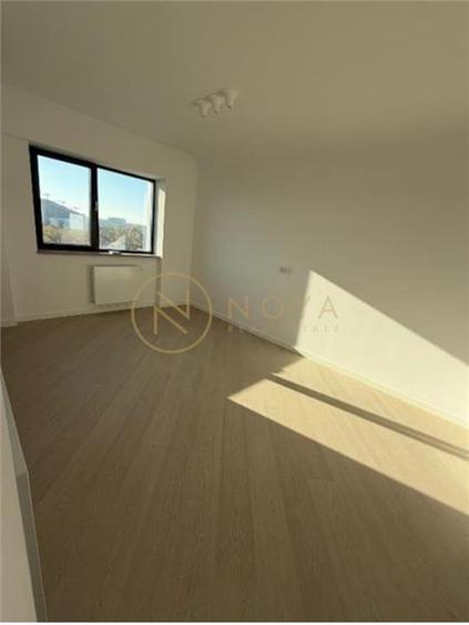Apartament cu 3 camere decomandat în Pipera