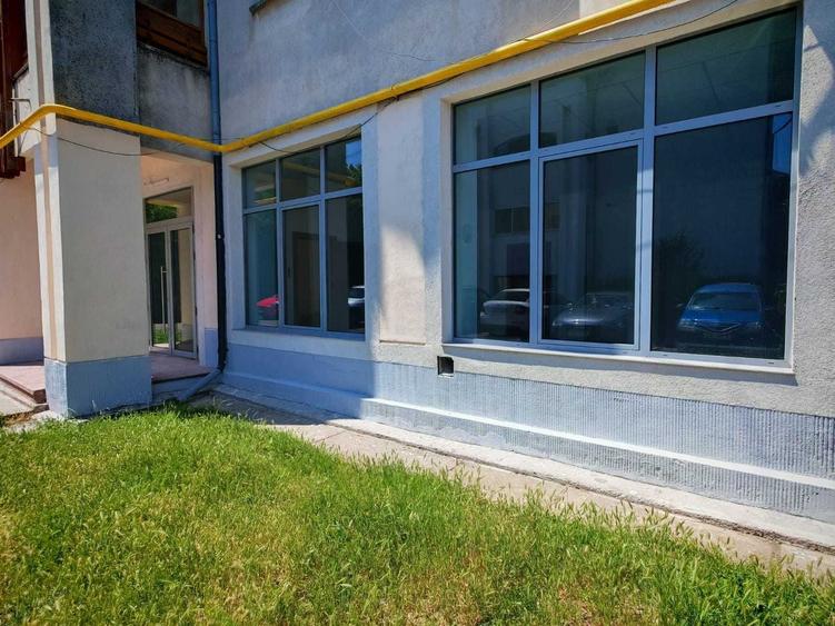 Spațiu comercial, de 110 mp, în Central