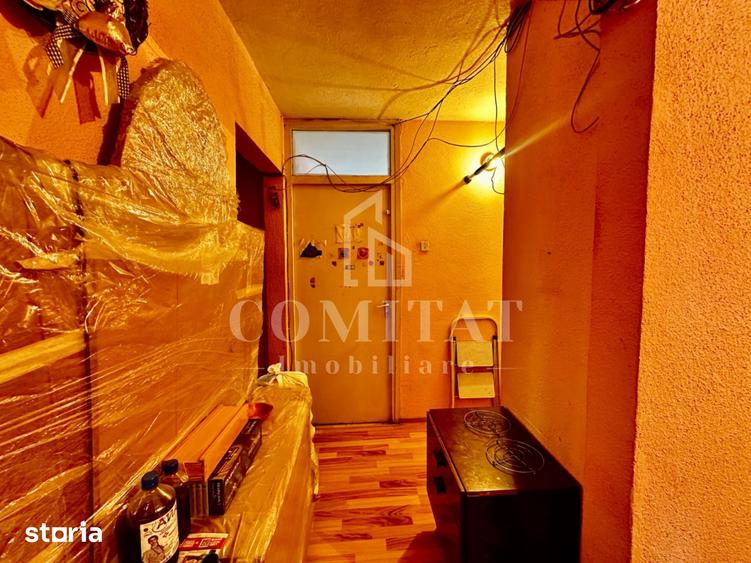 Apartament cu 4 camere decomandat în Dâmbul Rotund