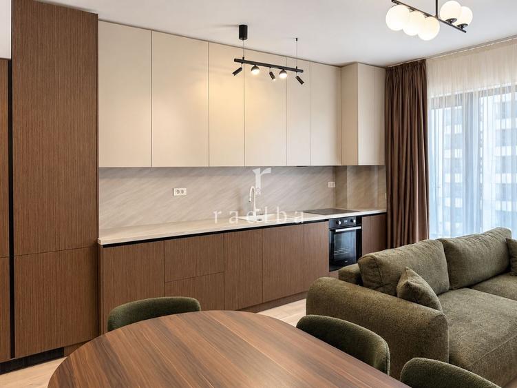 Apartament cu 3 camere decomandat, mobilat în Pipera