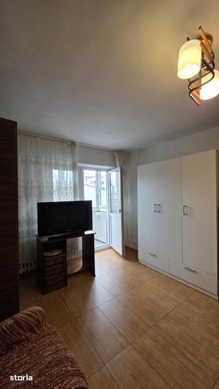 Garsoniera Mihai Bravu * Metrou Obor * bloc mixt - 1