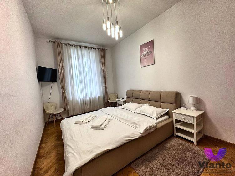 Apartament cu 4 camere, mobilat în Central
