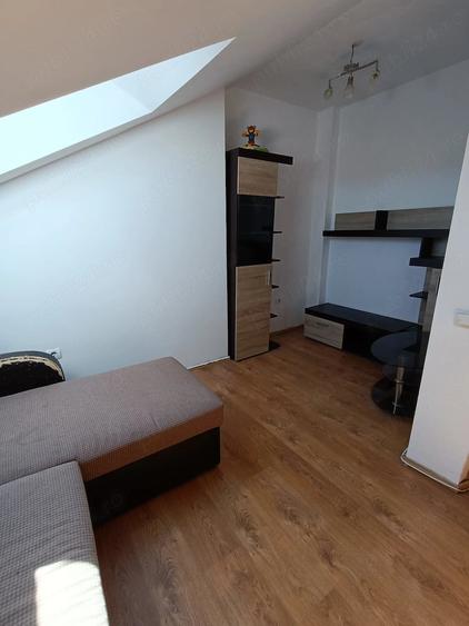 Apartament cu 2 camere decomandat în Florești