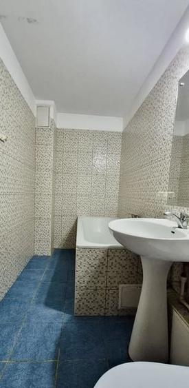 Apartament cu 3 camere decomandat în Colentina