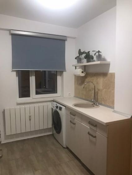 Apartament cu 2 camere decomandat, mobilat în Titan