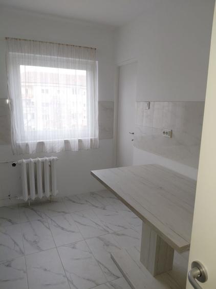 Apartament cu 2 camere decomandat în Tălagiu