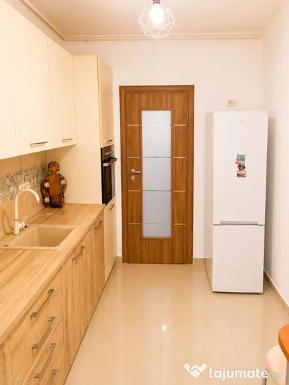 Apartament cu 2 camere decomandat în Fundeni