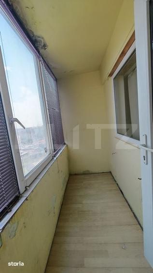 Apartament cu 3 camere decomandat în Nufărul