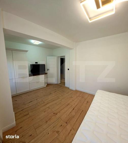 Apartament cu 3 camere în Independenței
