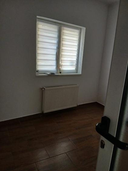 Casă cu 3 camere cu Canalizare în Iancului