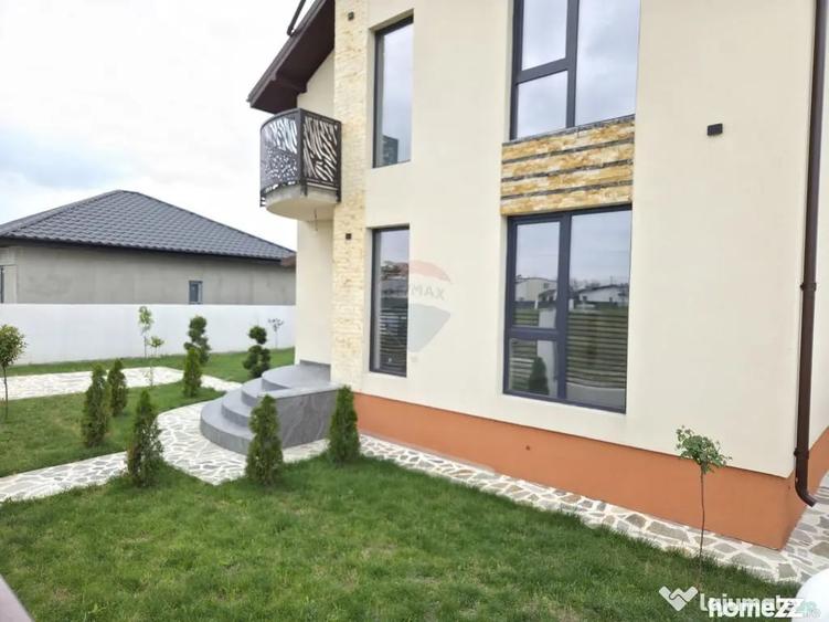 Casă cu 4 camere cu Teren 310 Mp în Vânători