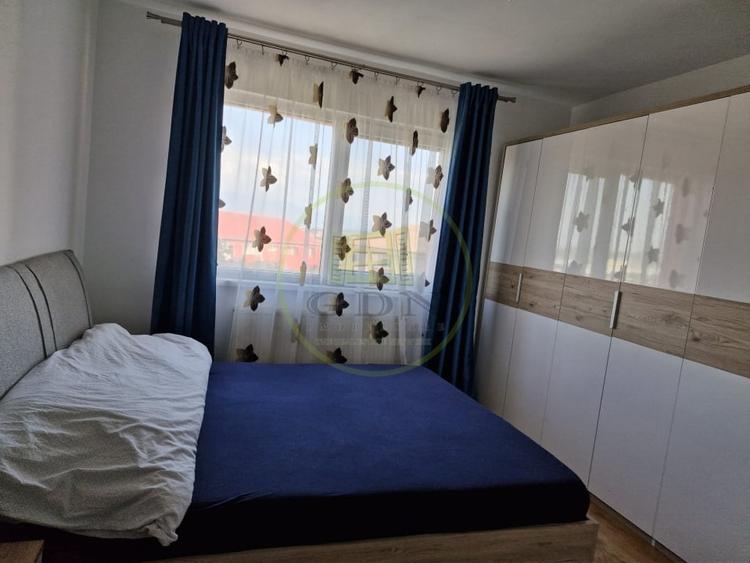 Apartament cu 3 camere decomandat, mobilat în Vasile Aaron