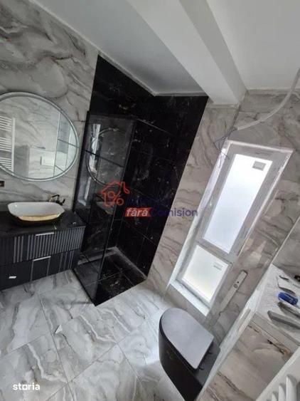 Casă cu 4 camere în Uricani