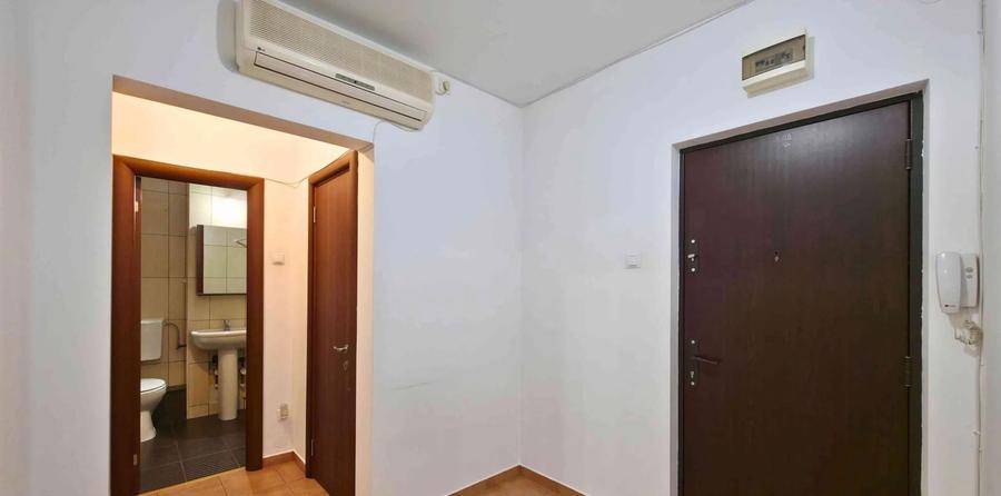 Apartament cu 2 camere decomandat, mobilat în Alexandru Obregia