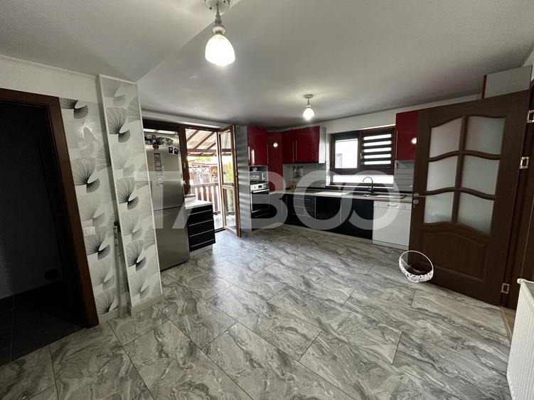 Duplex cu 5 camere cu Canalizare în Arhitecților - Calea Cisnădiei