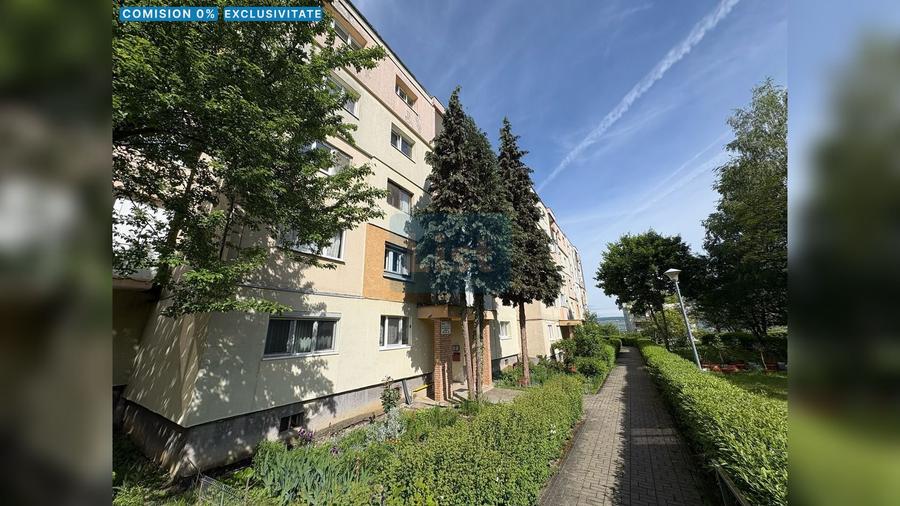 Apartament cu 2 camere decomandat, mobilat în Zorilor