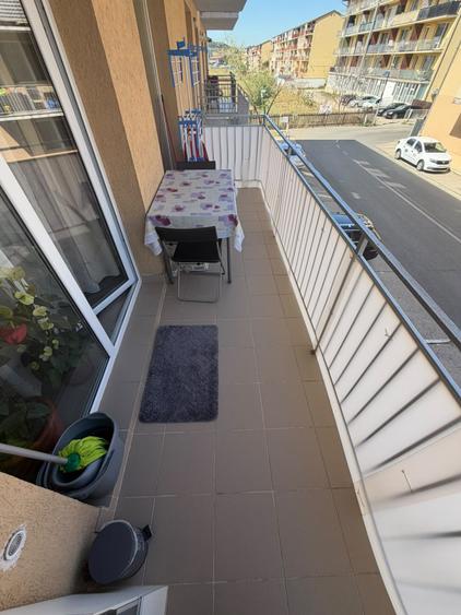 Apartament cu 2 camere semidecomandat, mobilat în Florești